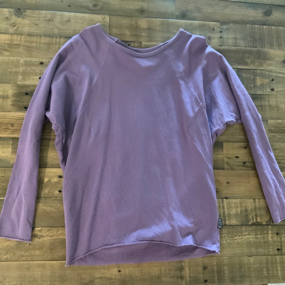 FLEO long sleeve shirt Small